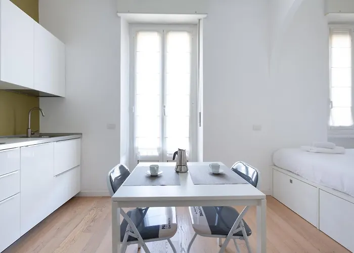 Easytopstay - Porta Nuova Bright Daire Milano